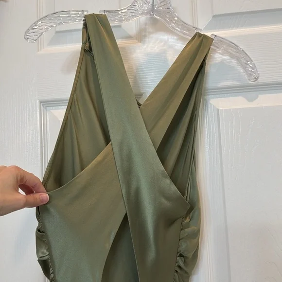 Reformation Casette Silk Dress in Artichoke Size 12 NWT - Picture 12 of 16